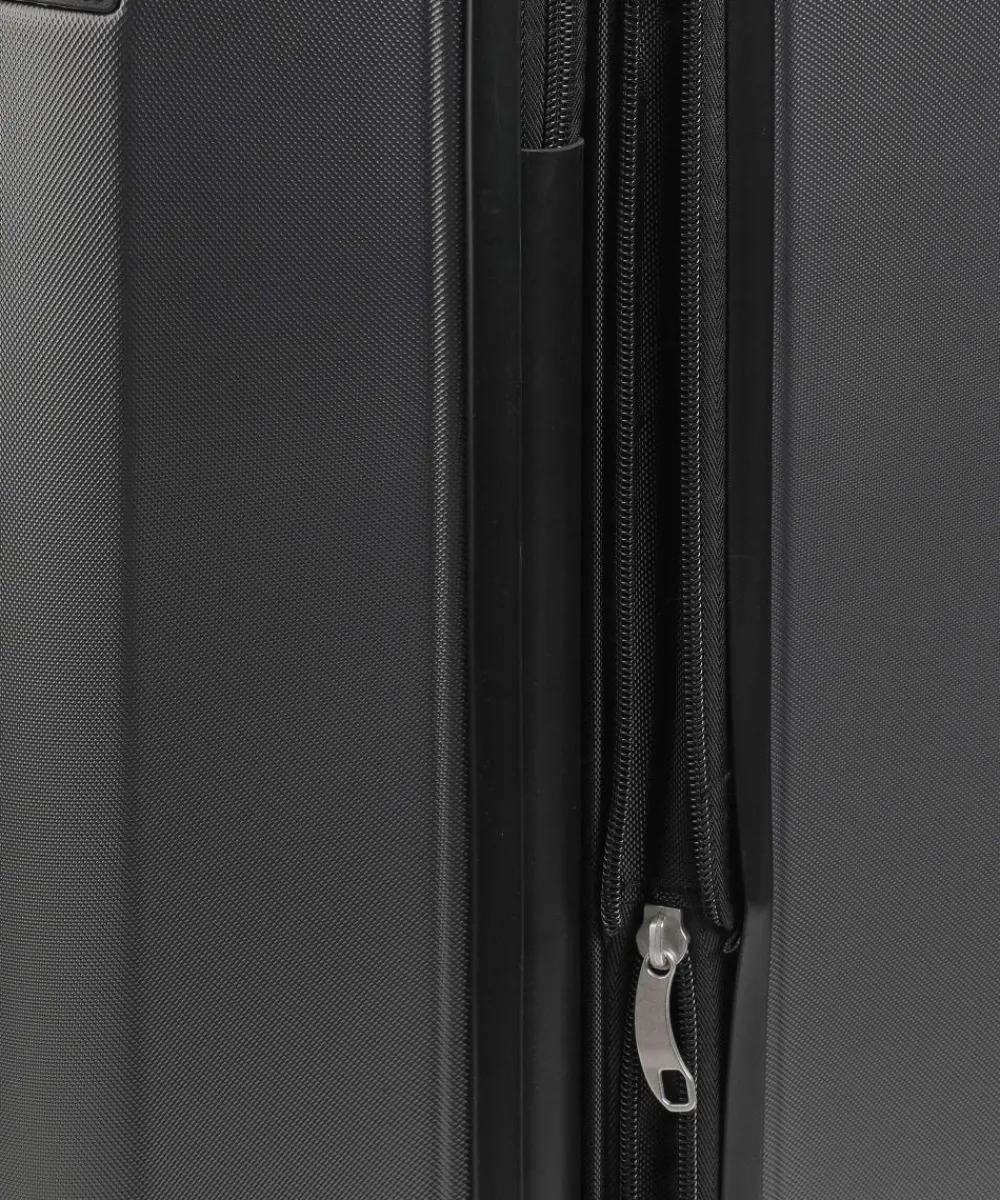 City Spinner (4 wheels) 68 cm Suitcases & Trolleys