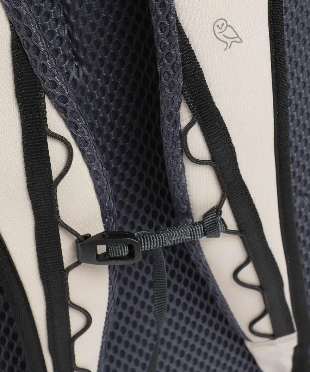 Bellroy Lite 38L Travel backpack 16″ recycled nylon light grey Clearance