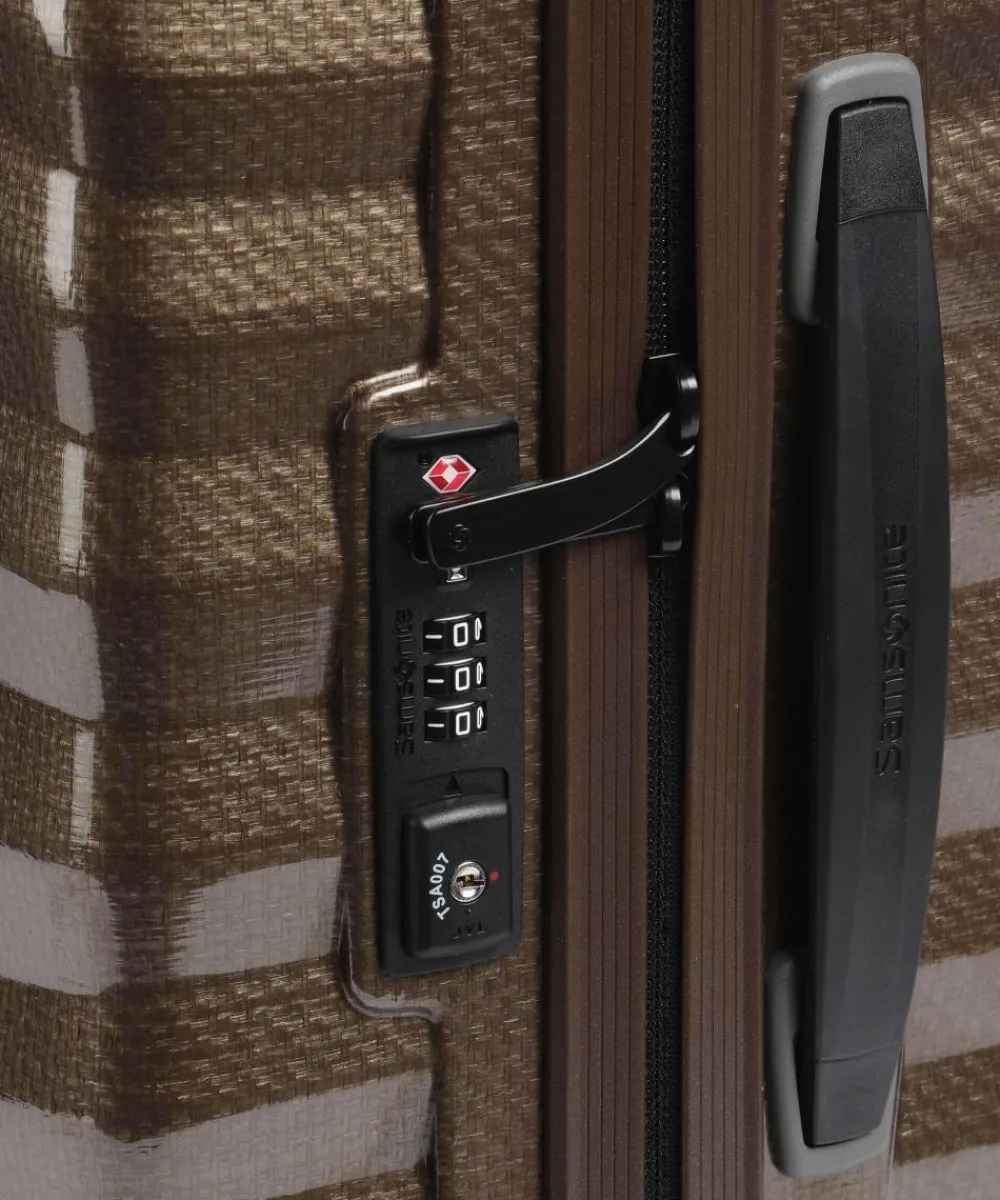 Best Lite-Shock Spinner (4 wheels) 55 cm Carry-On Luggage|Suitcases & Trolleys