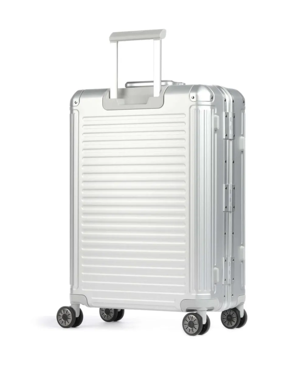 Hot Next Spinner (4 wheels) 67 cm Suitcases & Trolleys
