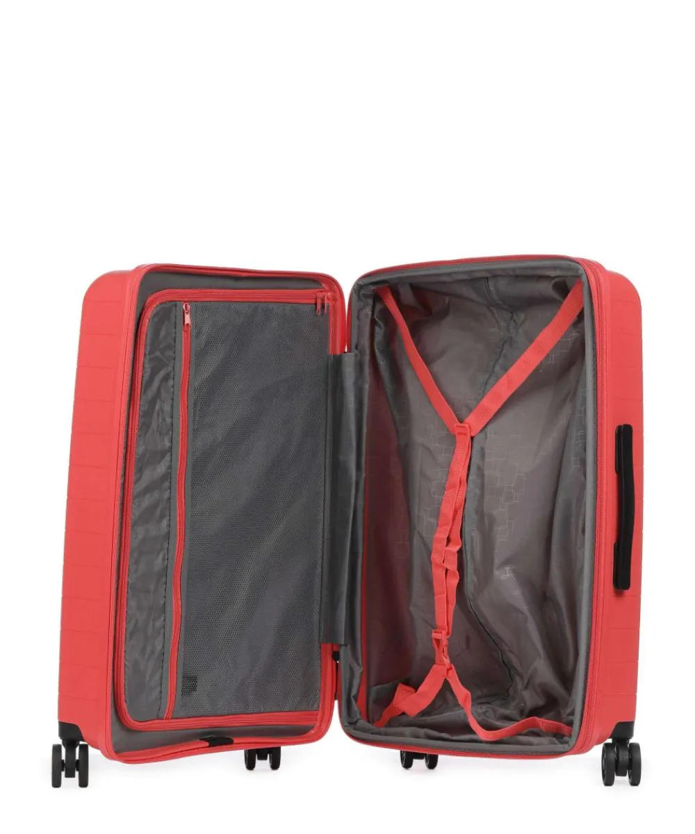 Discount Striper Spinner (4 wheels) 68 cm Suitcases & Trolleys