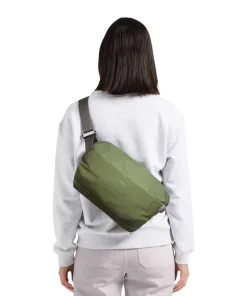 Bellroy Venture 10L Camera Sling bag recycled nylon green New