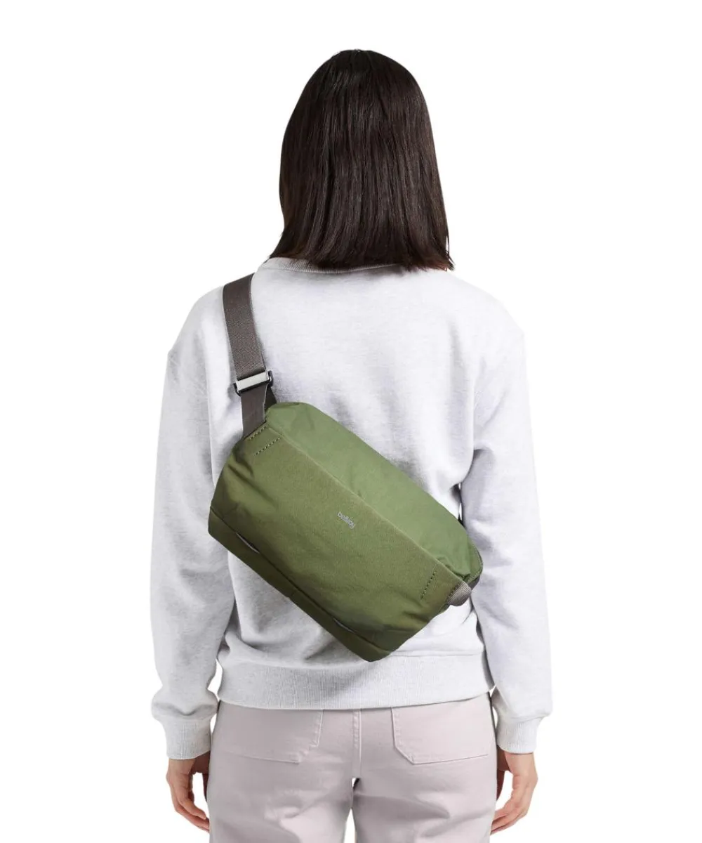 Bellroy Venture 10L Camera Sling bag recycled nylon green New
